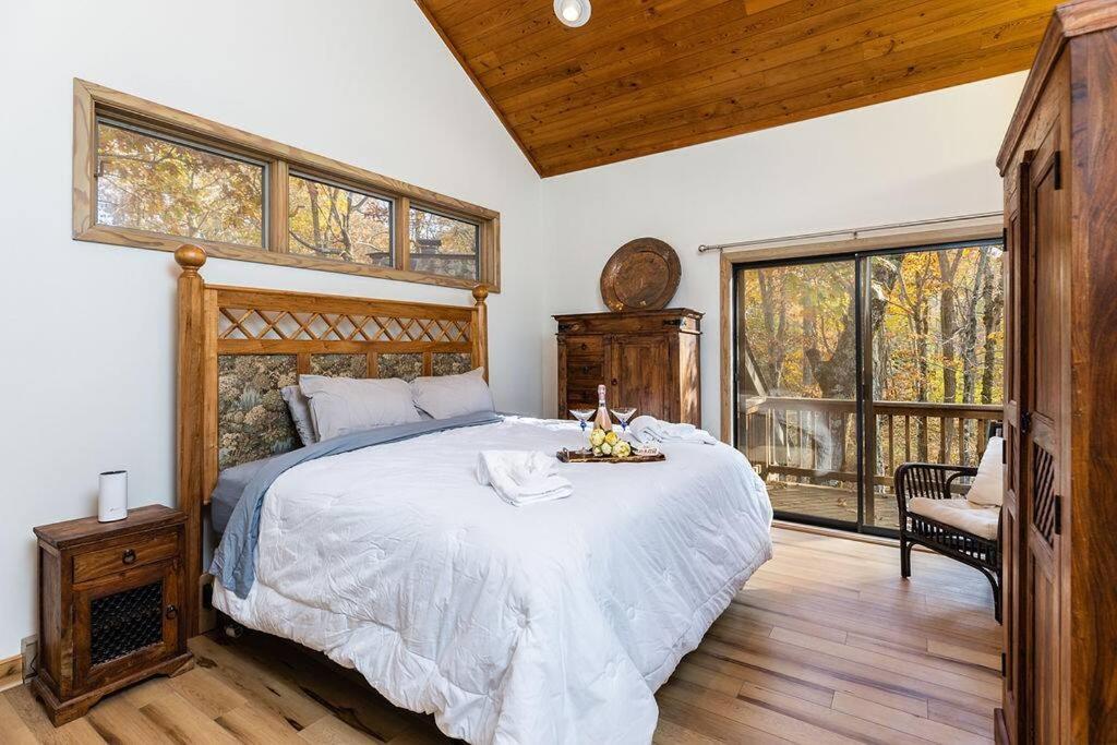 7Th Hole Chalet At Wintergreen Resort Hot Tub, Sauna & 3 Fireplaces Bagian luar foto